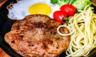 地攤牛排技術培訓去哪里學？學費多少錢？牛排和黑椒醬的核心配方